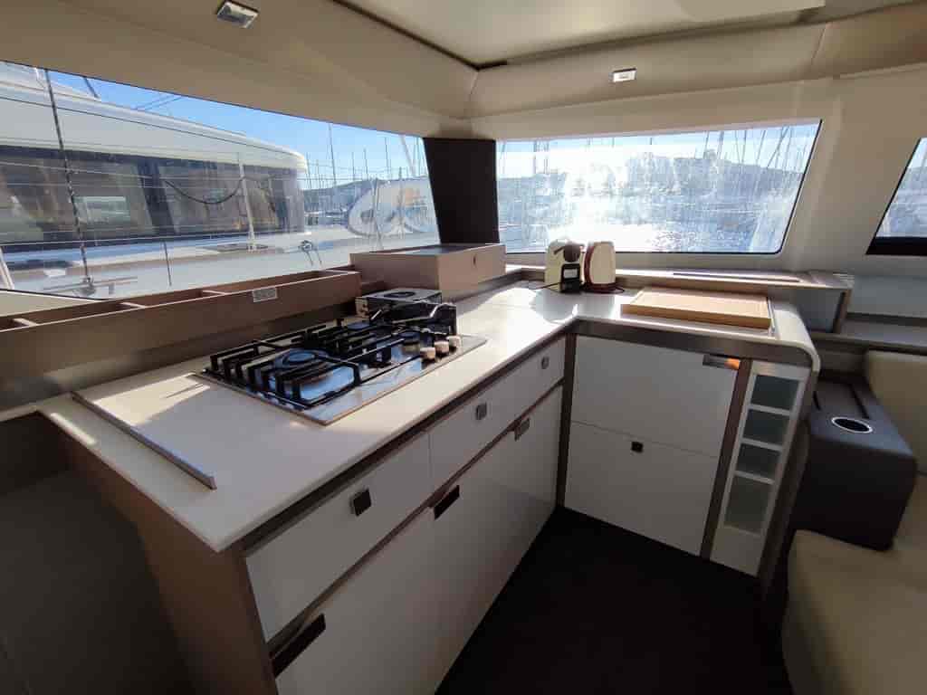 Boat picture 9