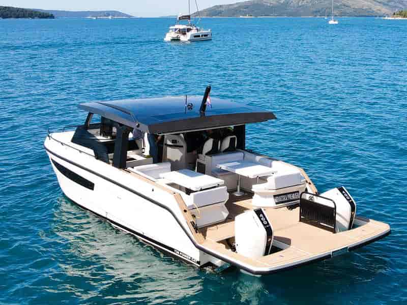 Boat picture 1