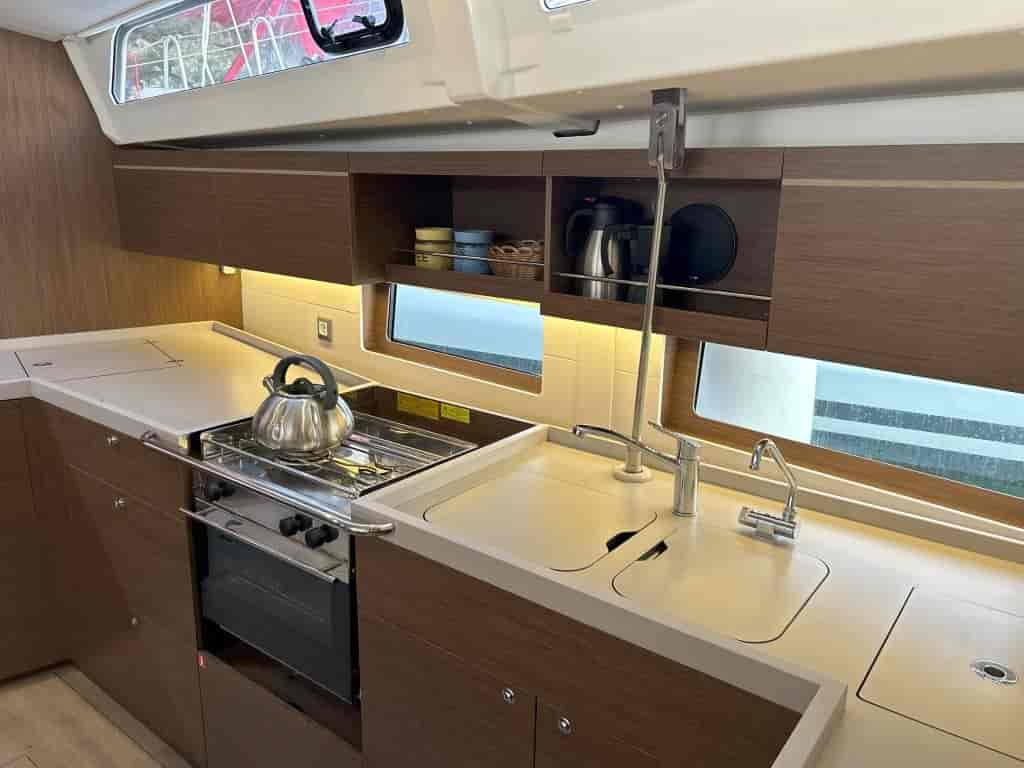 Boat picture 17