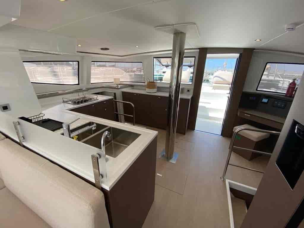 Boat picture 16