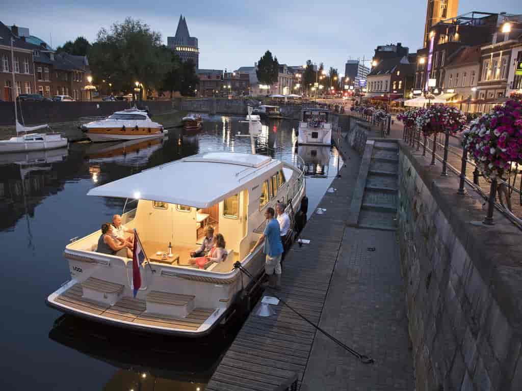 Boat picture 11