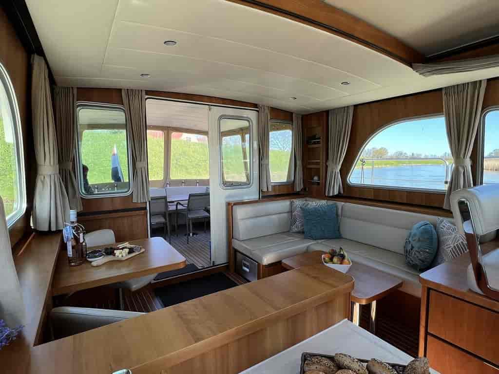 Boat picture 17