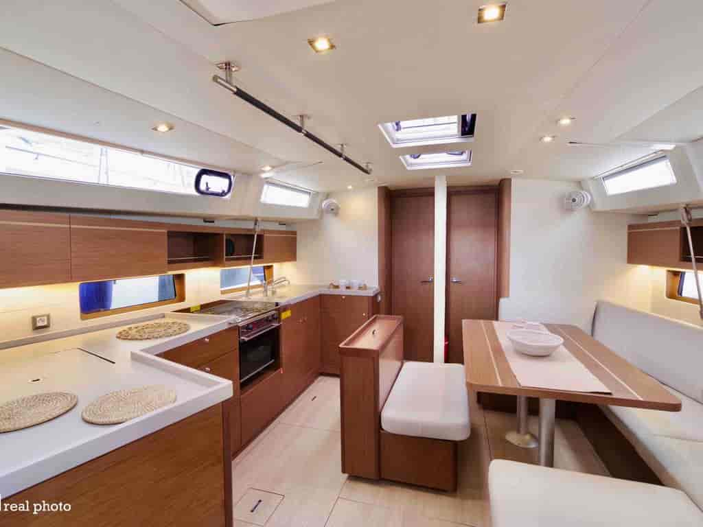 Boat picture 7