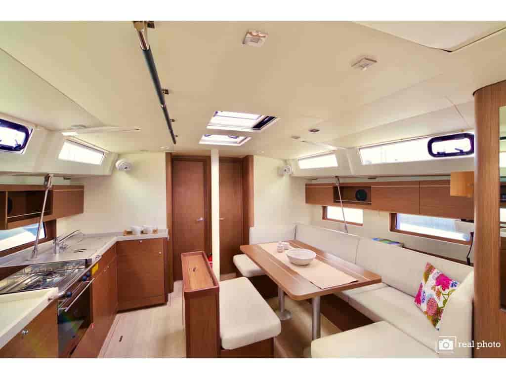 Boat picture 9
