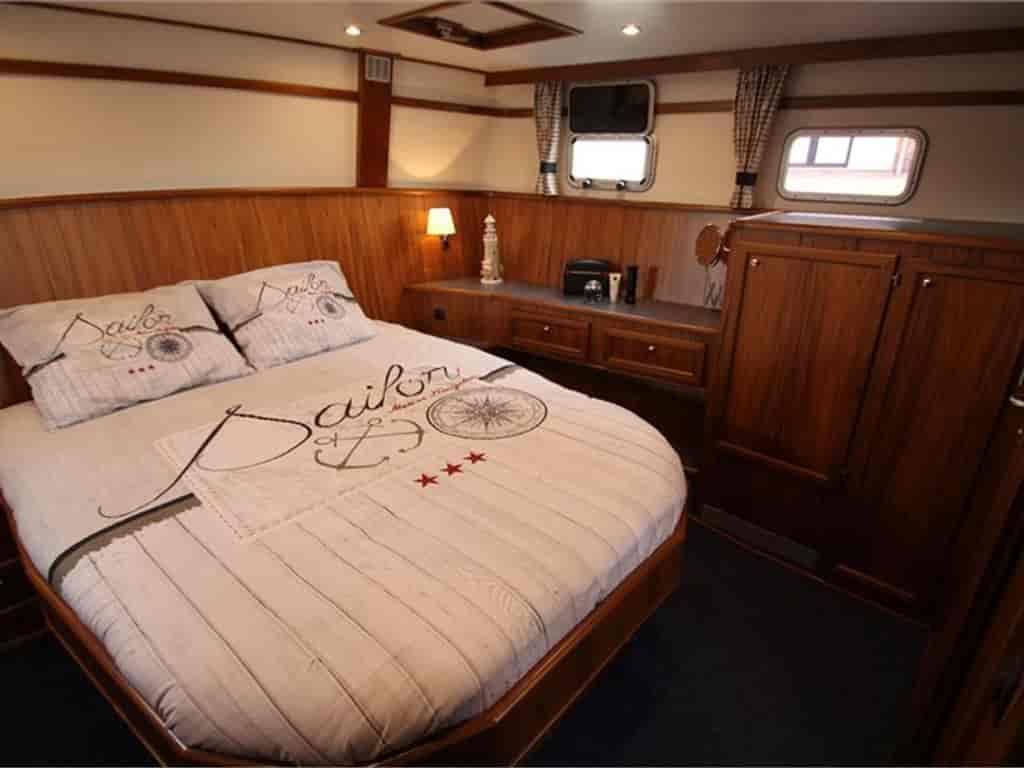 Boat picture 12