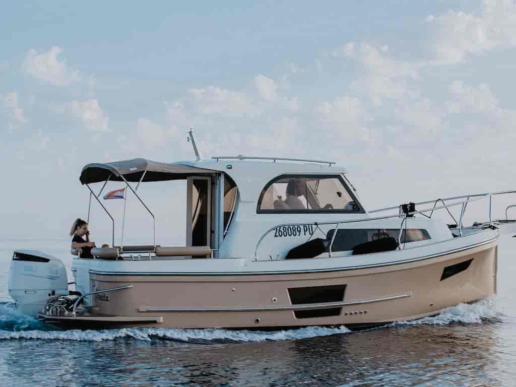 Boat picture 12