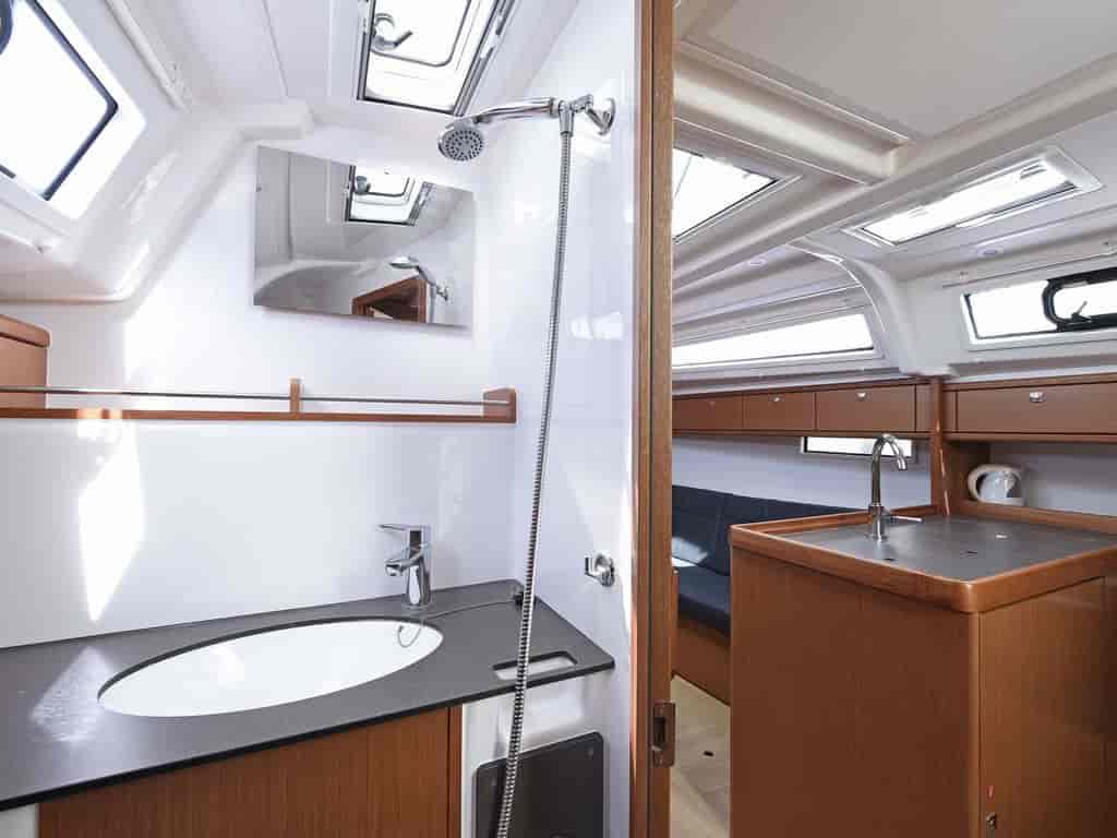 Boat picture 9
