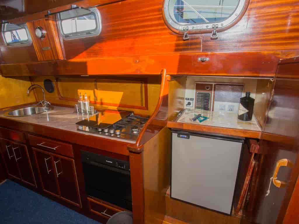 Boat picture 9