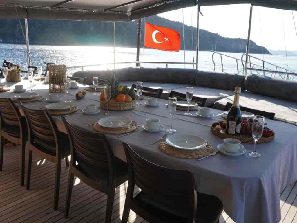 Boat picture 9