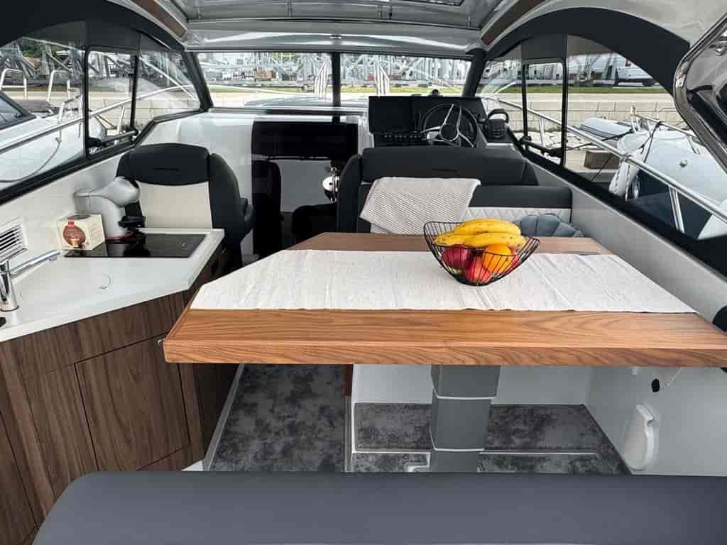 Boat picture 18