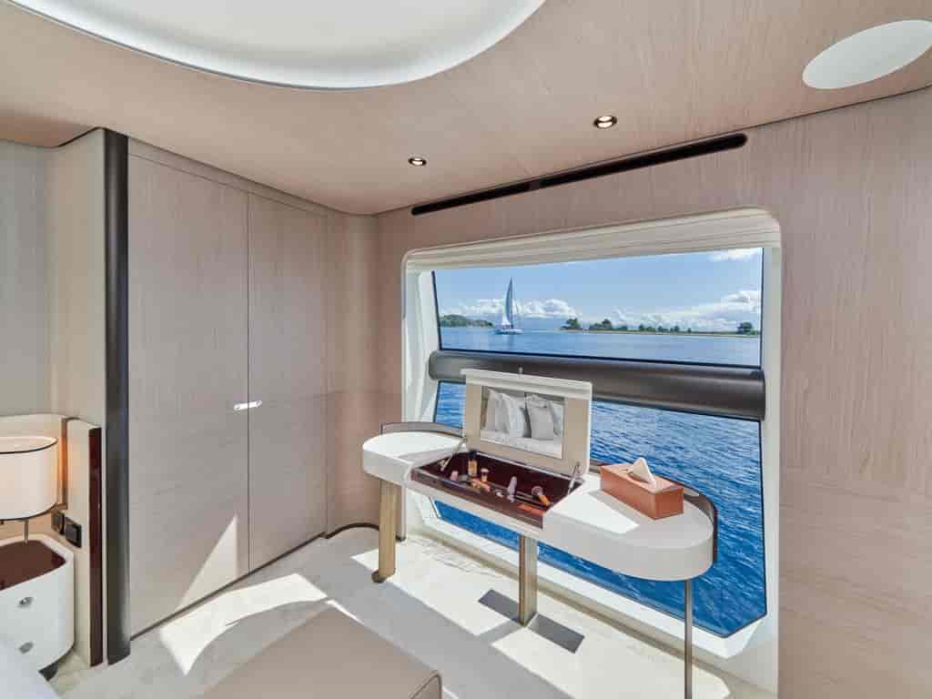 Boat picture 16