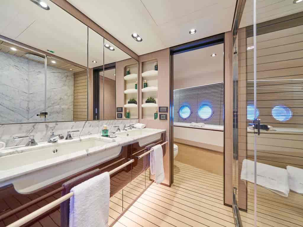 Boat picture 35
