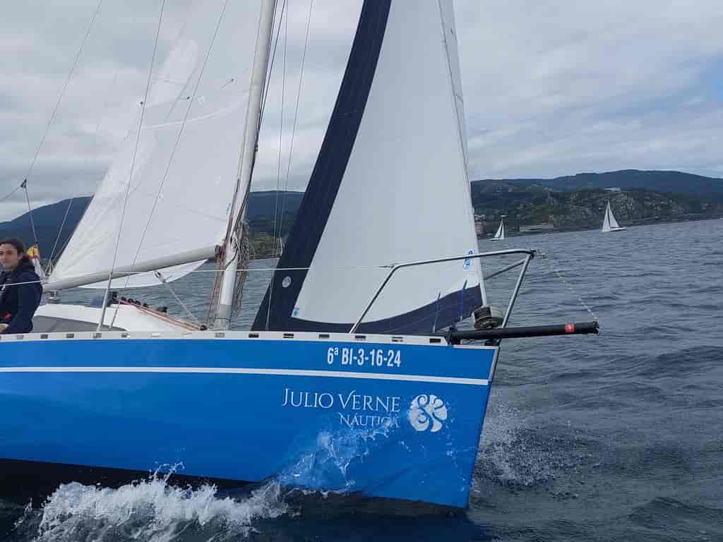 Boat picture 9