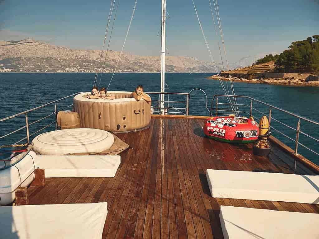 Boat picture 11