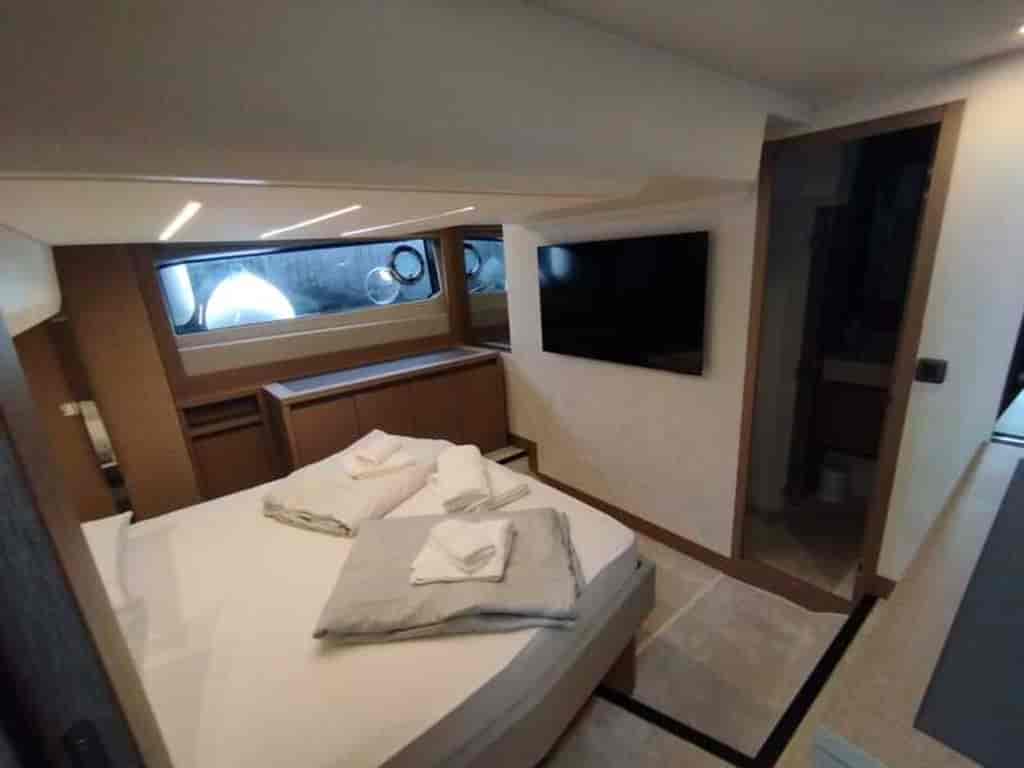 Boat picture 16