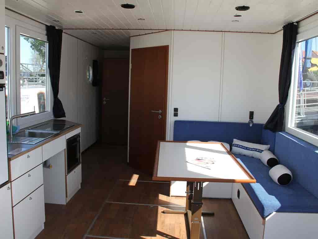 Boat picture 8