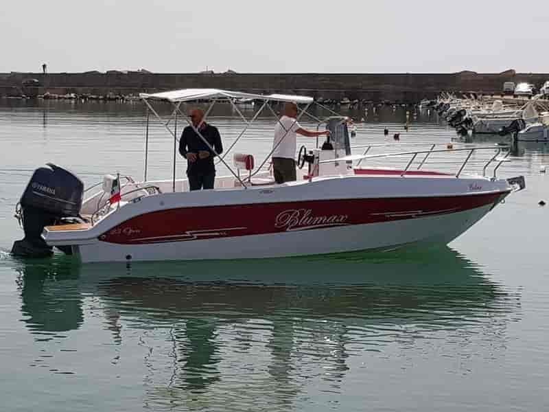 Boat picture 1