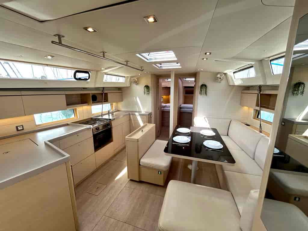 Boat picture 9