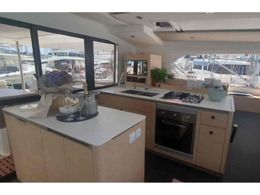 Boat picture 20