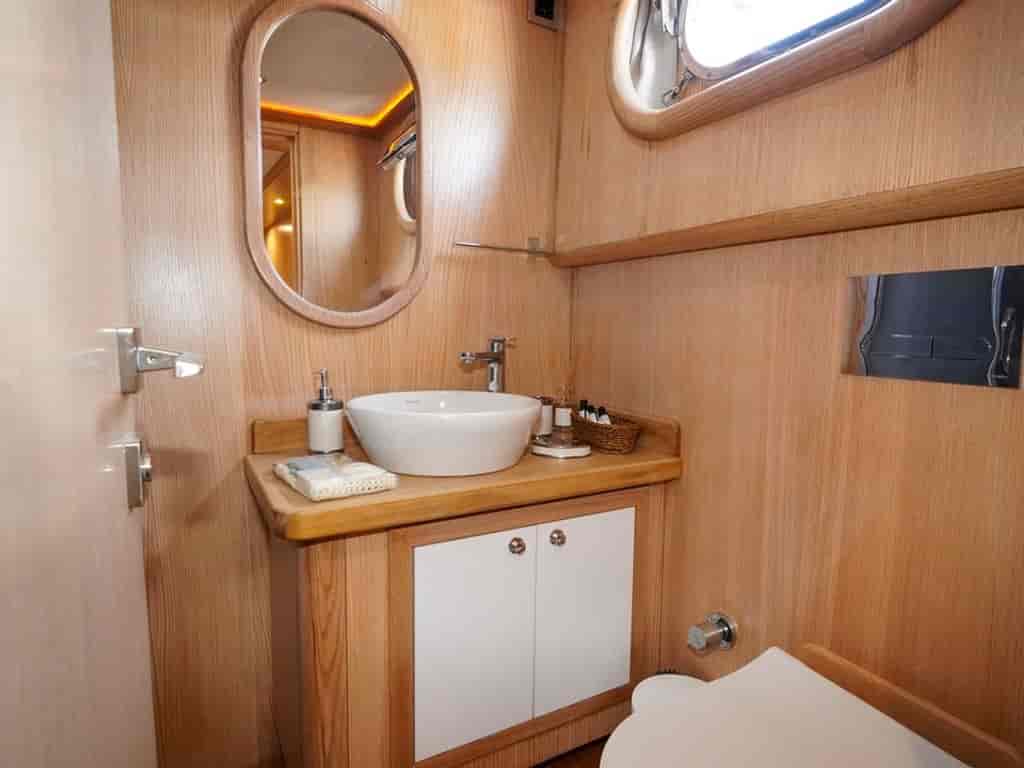 Boat picture 25