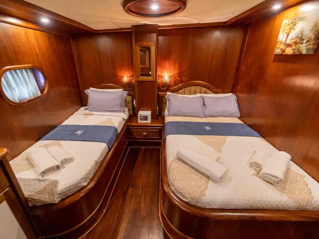 Boat picture 18