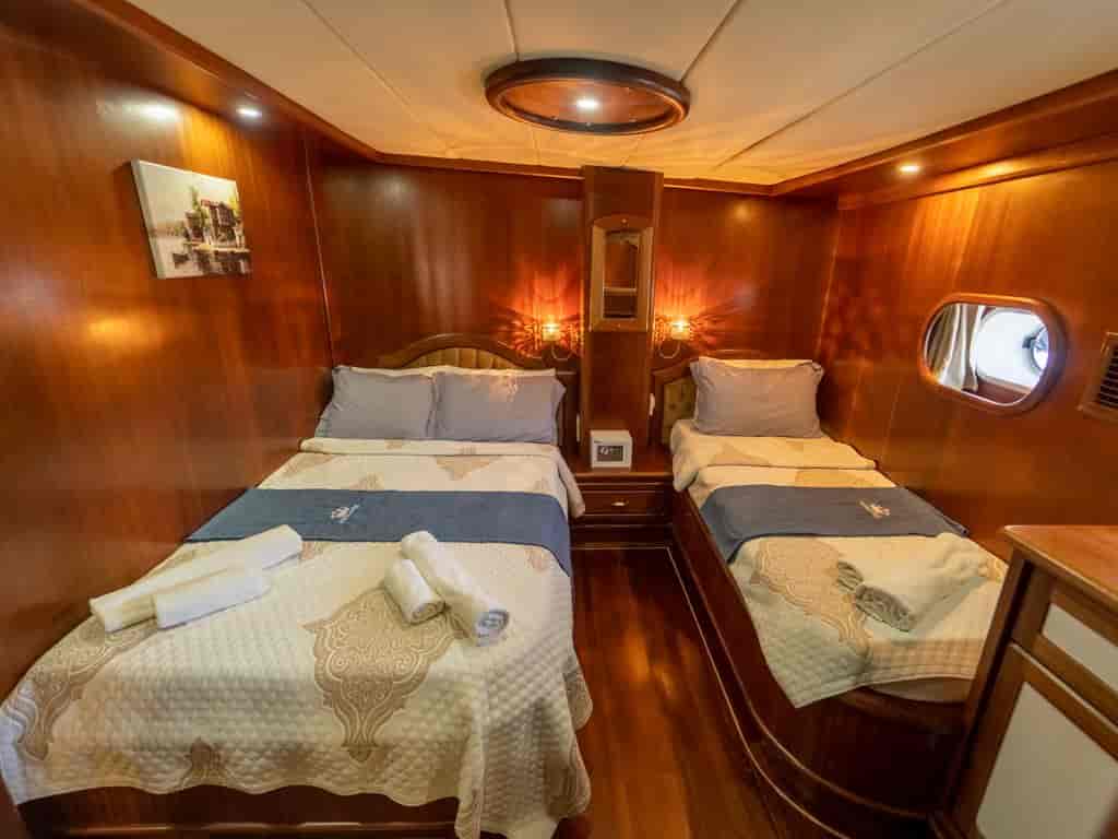 Boat picture 7