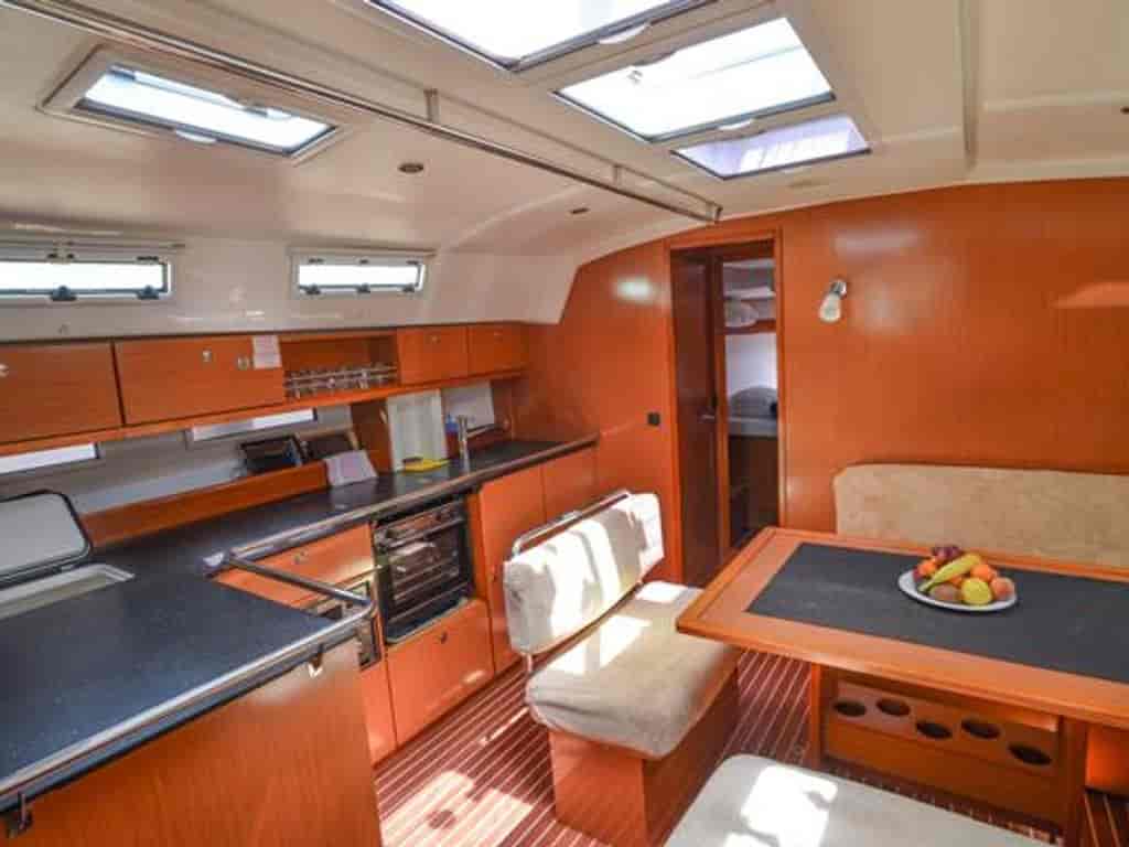 Boat picture 9