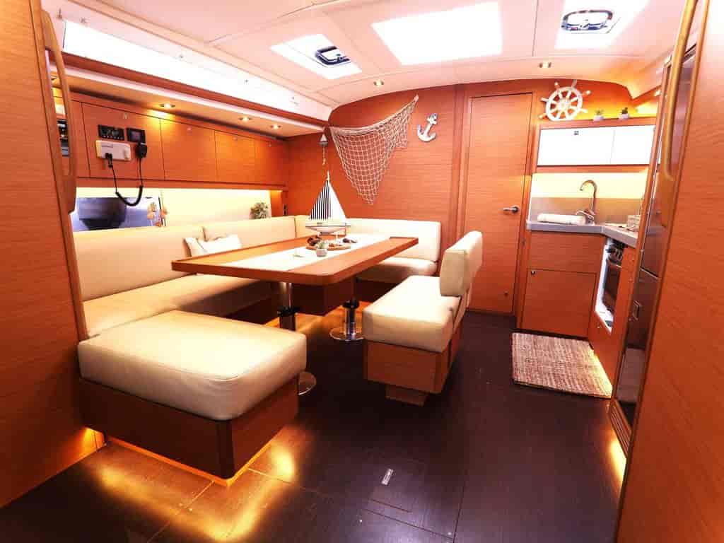 Boat picture 9