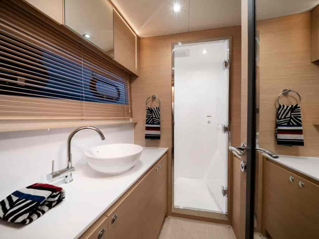 Boat picture 17
