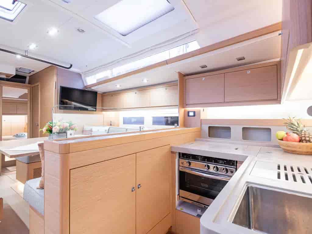 Boat picture 9