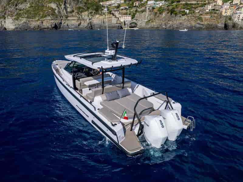 Boat picture 1