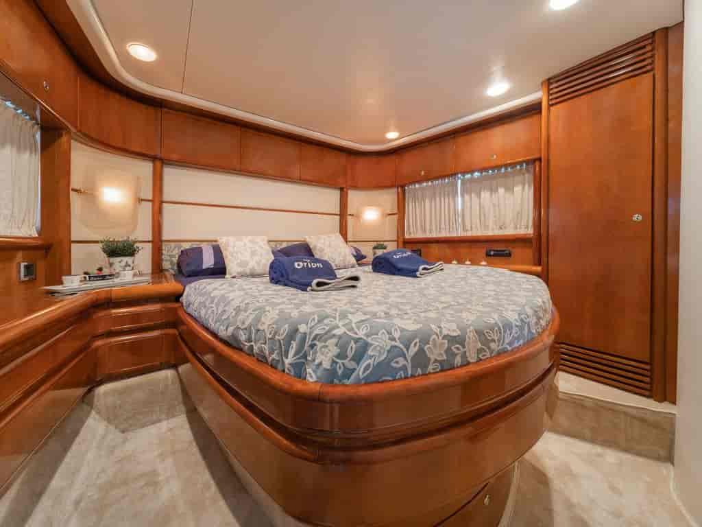 Boat picture 9