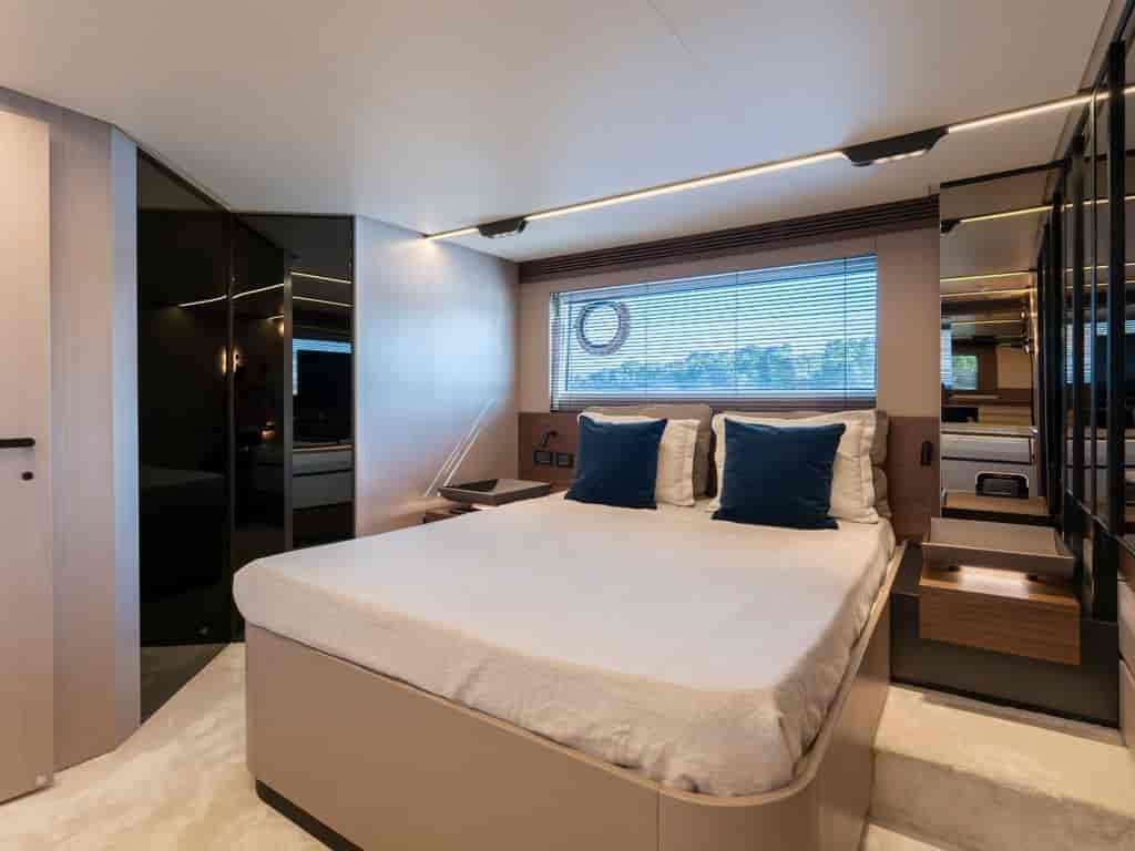 Boat picture 102