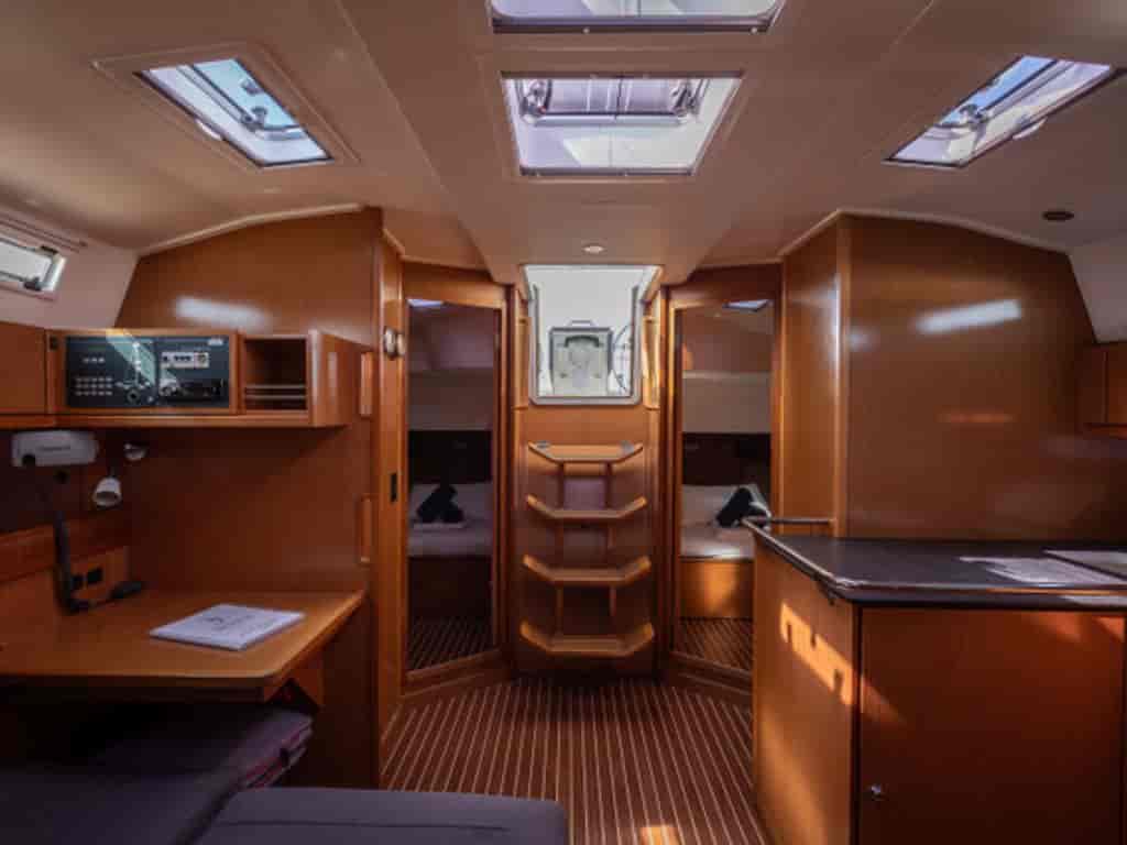 Boat picture 9
