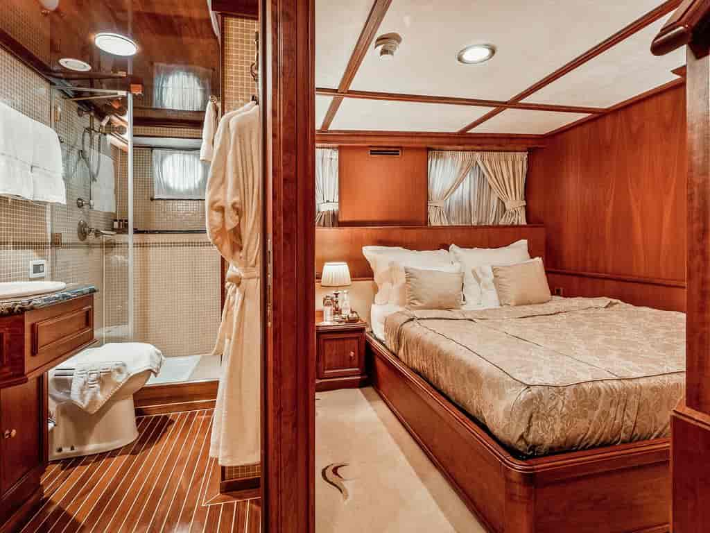 Boat picture 30