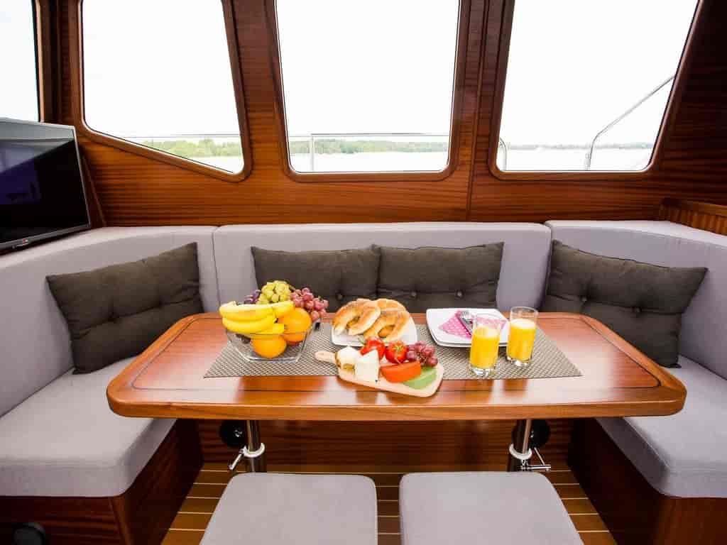 Boat picture 15