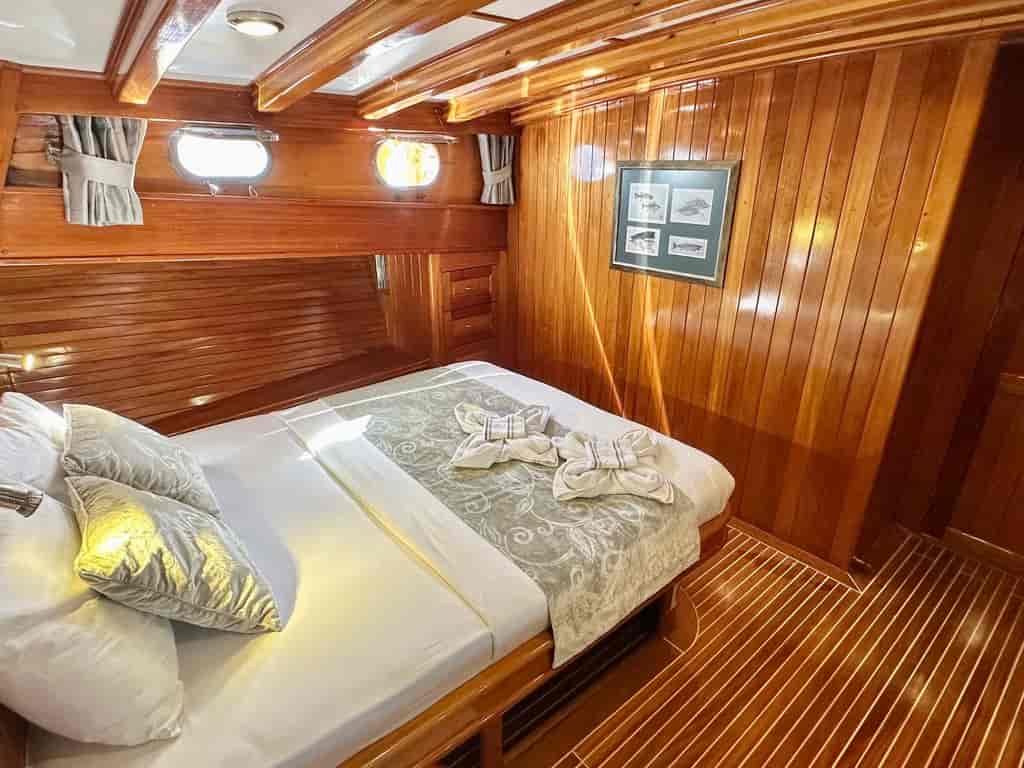 Boat picture 9