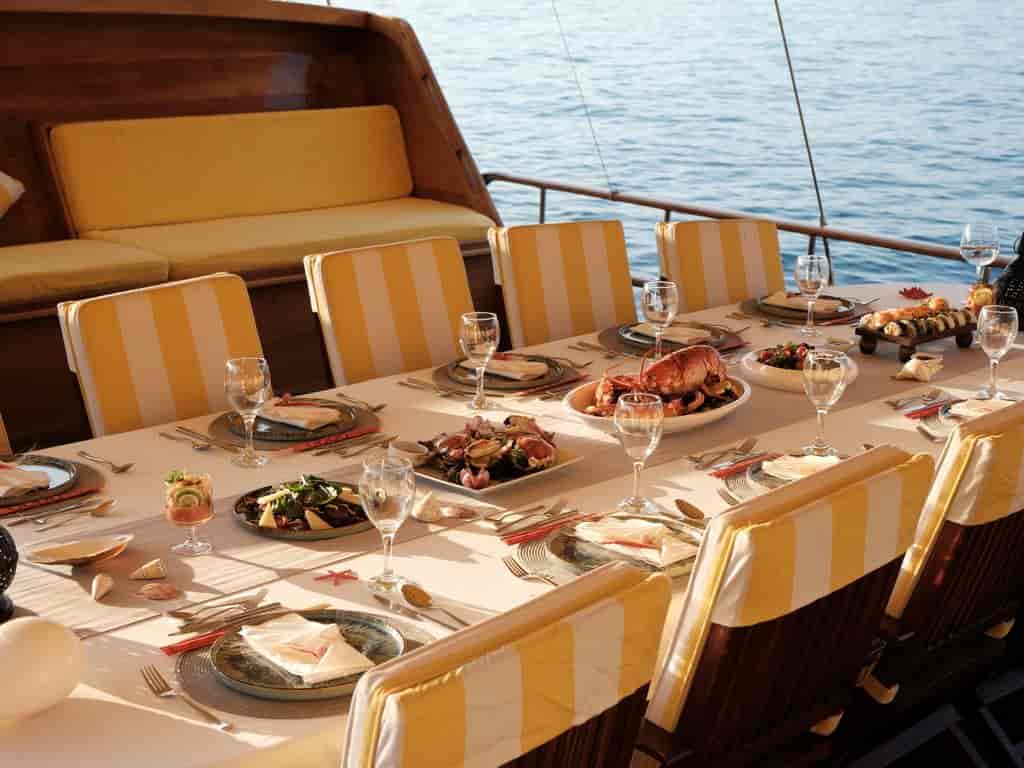 Boat picture 9