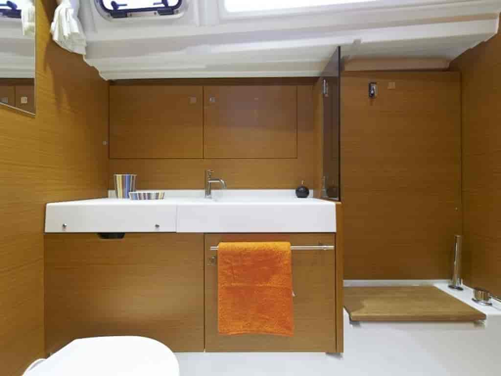 Boat picture 9