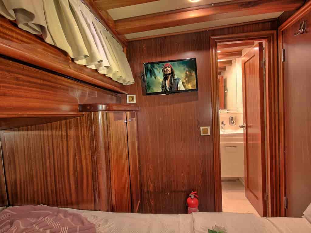 Boat picture 12