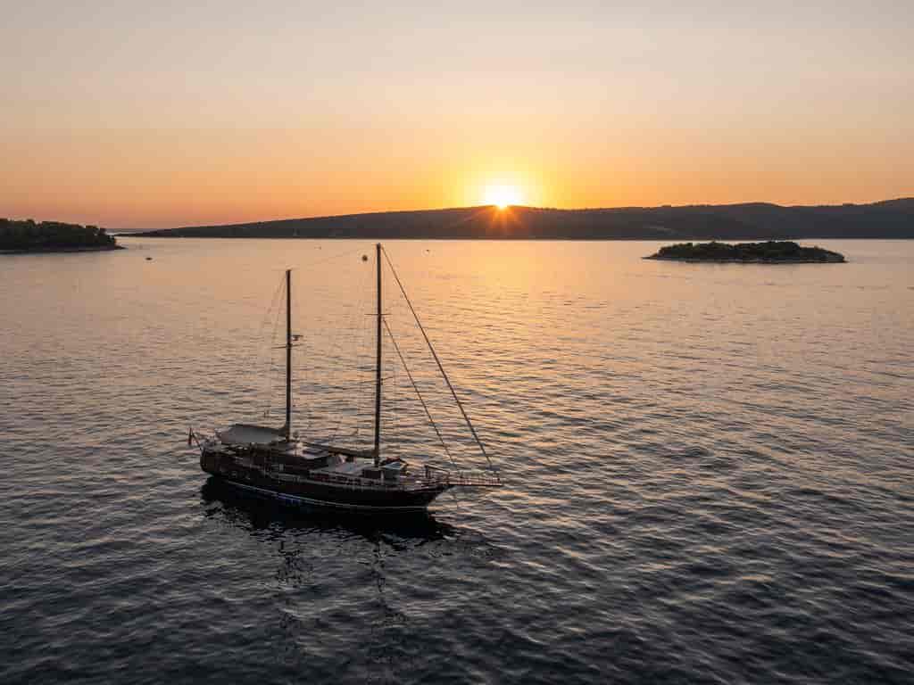 Boat picture 17
