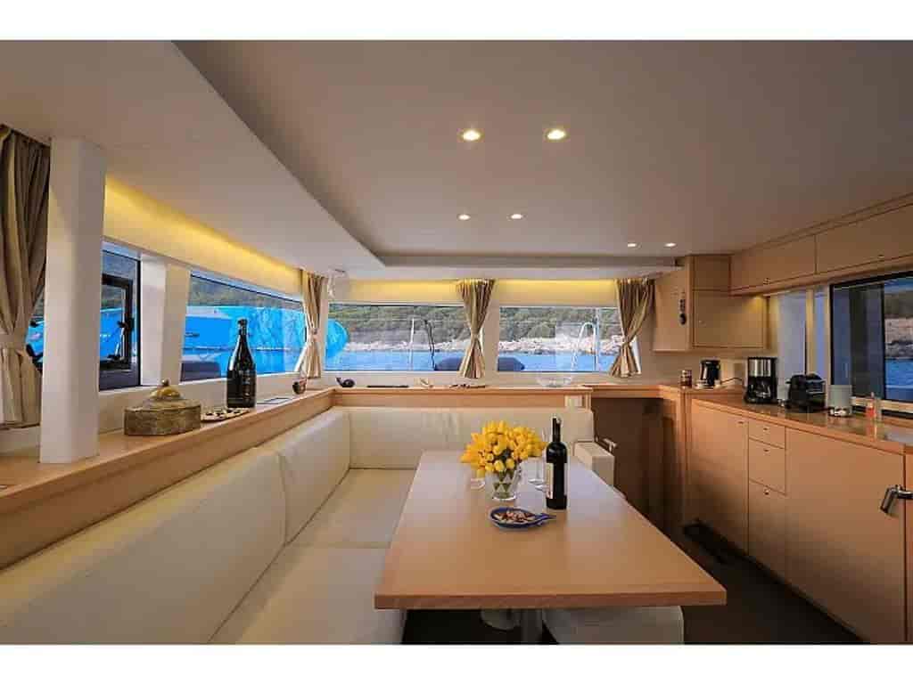 Boat picture 9