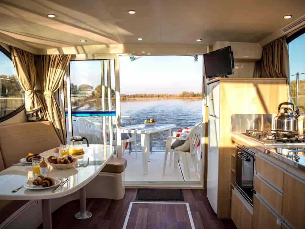 Boat picture 3