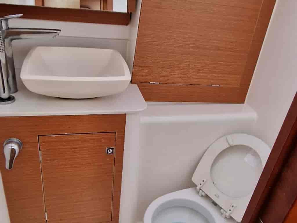 Boat picture 9