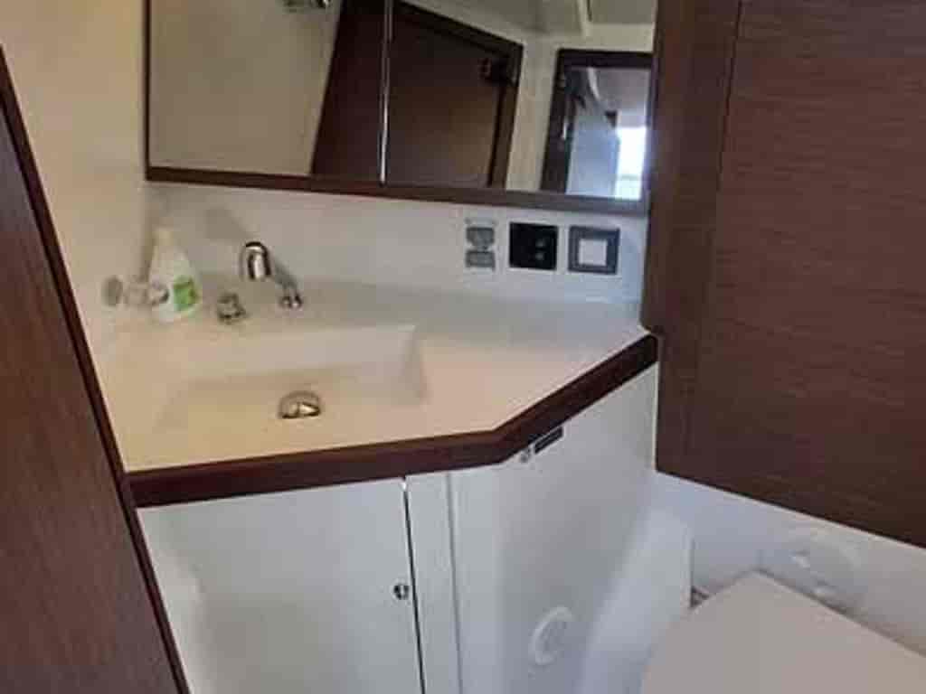 Boat picture 9