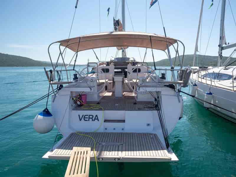 Photo of Vera, image 1 of 5