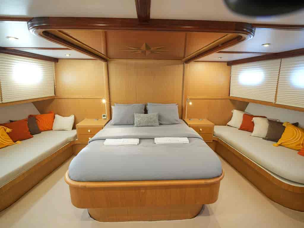 Boat picture 16