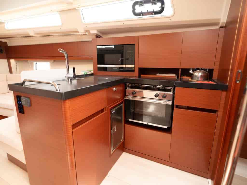 Boat picture 9