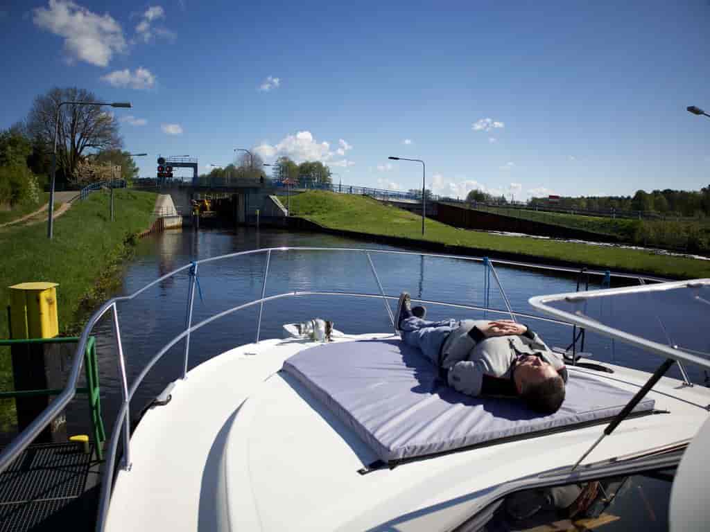 Boat picture 12