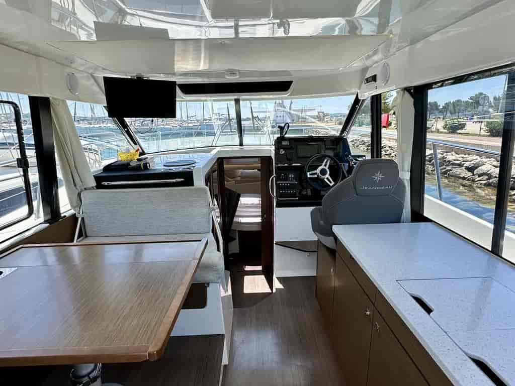 Boat picture 9